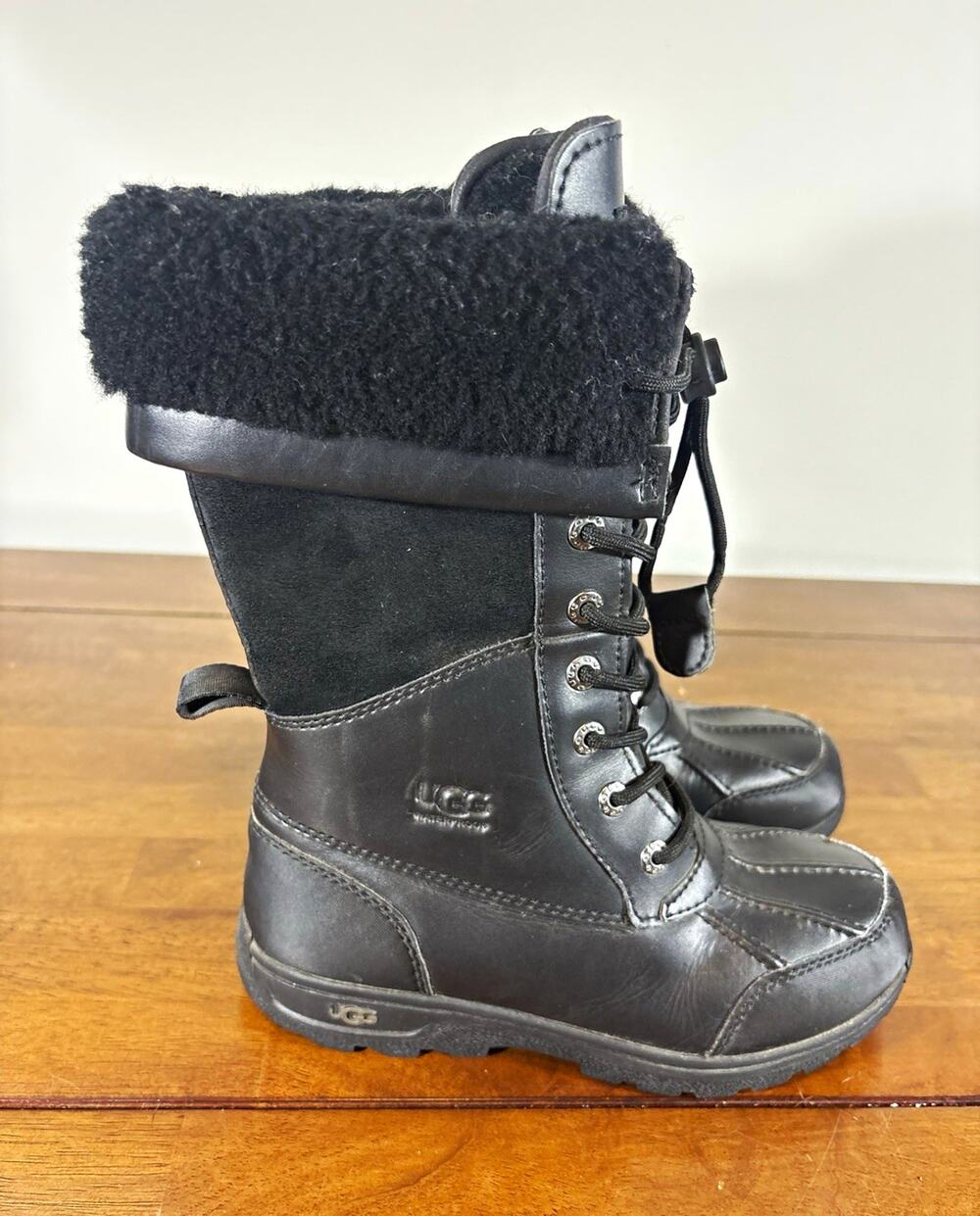 UGG Butte II Toggle Tall Black Leather Waterproof Winter Boots Kids Size 2 Zip